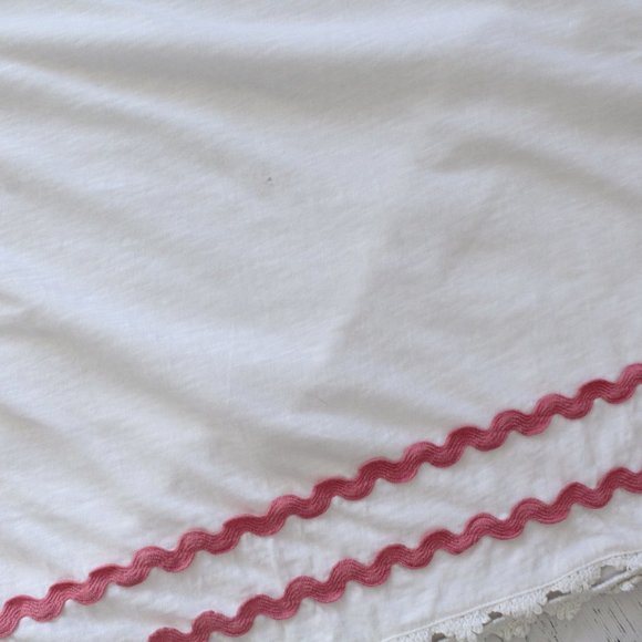 Crown & Ivy White Cold Shoulder Top - Picture 8 of 12